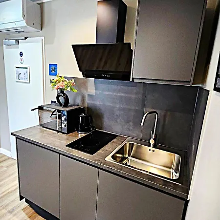 Neueroeffnung Liro Otel